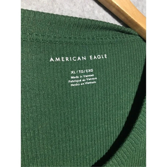 Womens American Eagle Shirt Emerald Green Button Lettuce Hem Casual Spring - Picture 4 of 4